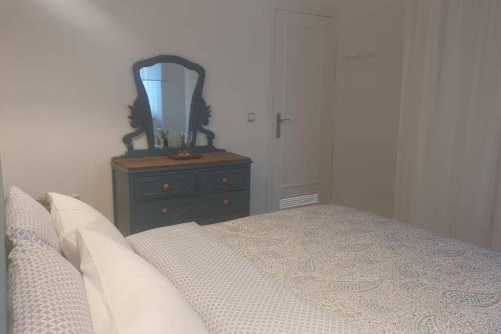 Bonito Y Coqueto Apartamento Cordova Esterno foto