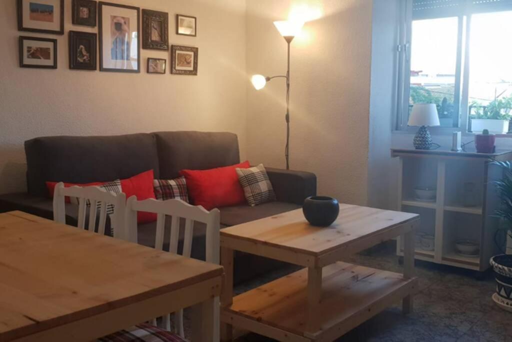 Bonito Y Coqueto Apartamento Cordova Esterno foto